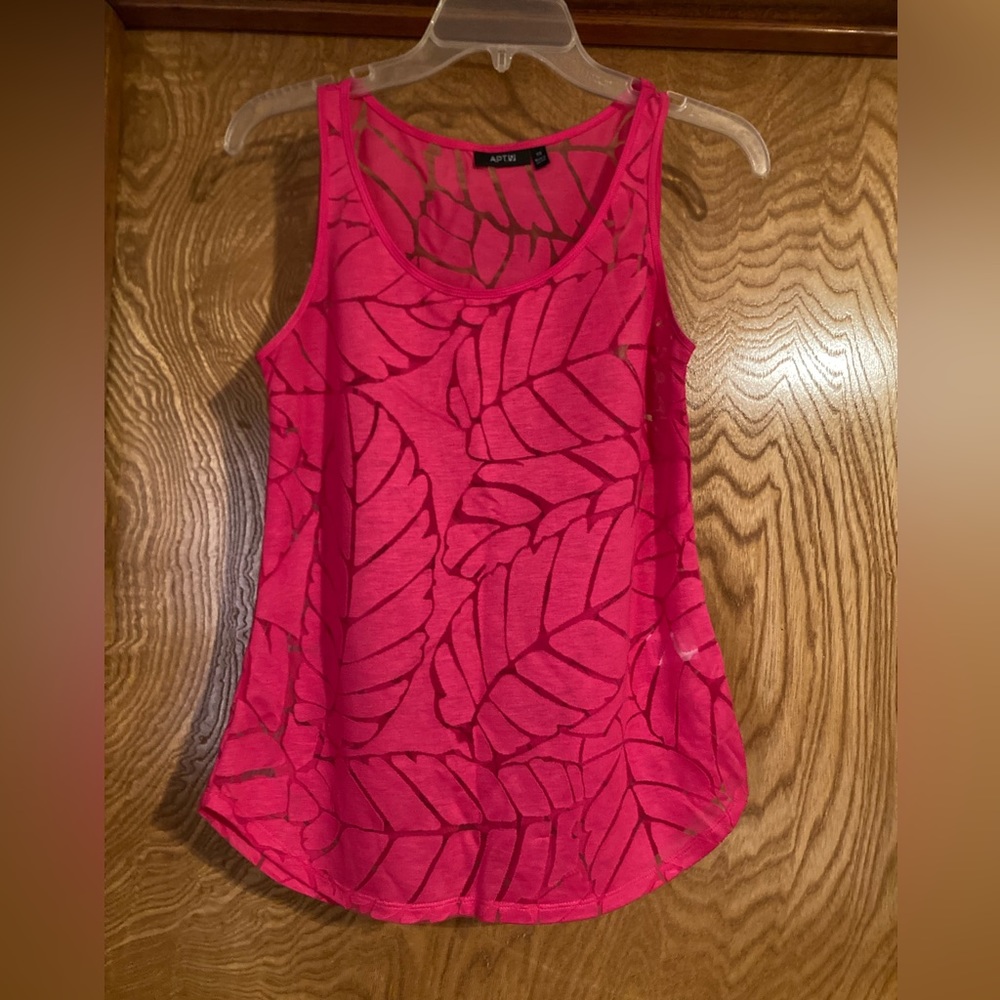 Apt 9 pink, sheer leaf tank blouse